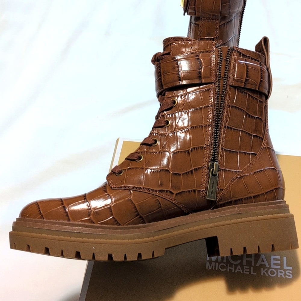 Michael Kors Ladies leather Chestnut Stark Booties. - Picture 5 of 10